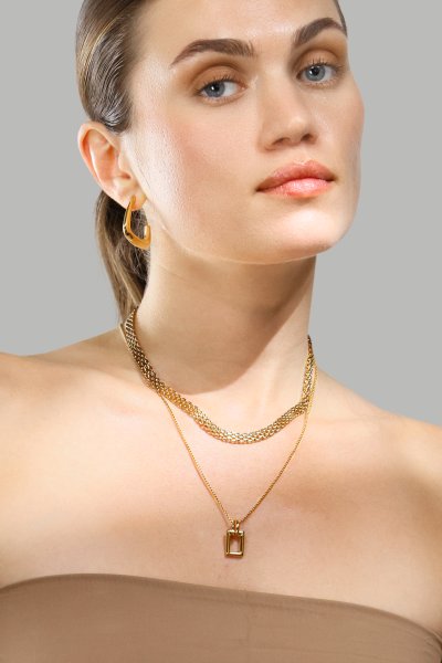 Boucles d’oreilles Bold Curve – 18k Plaquées or