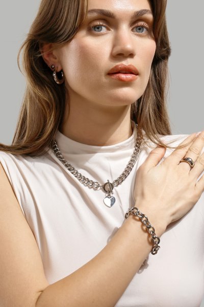 Luxe Circle Charm Necklace - Plaqué argent