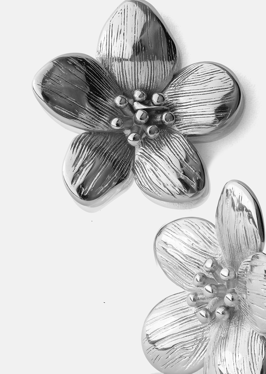 Boucles d’oreilles Flora Shine – Plaquées argent