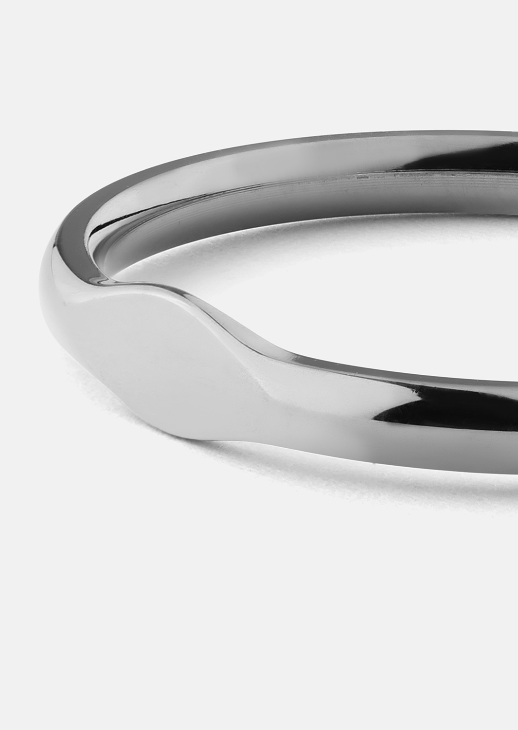 Initial Bague – Plaquée argent